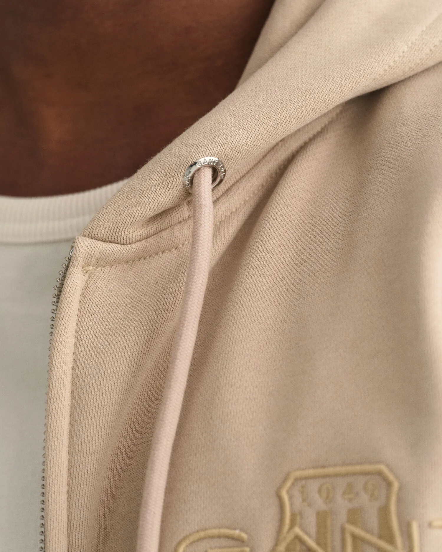 Felpa con zip e cappuccio Tonal Shield    