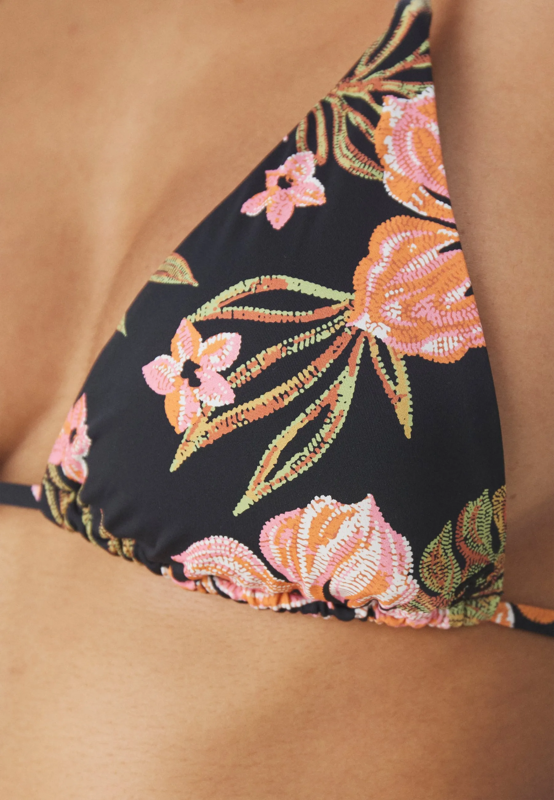 HOOKED ON TROPICS MULTI - Bikini pezzo sopra