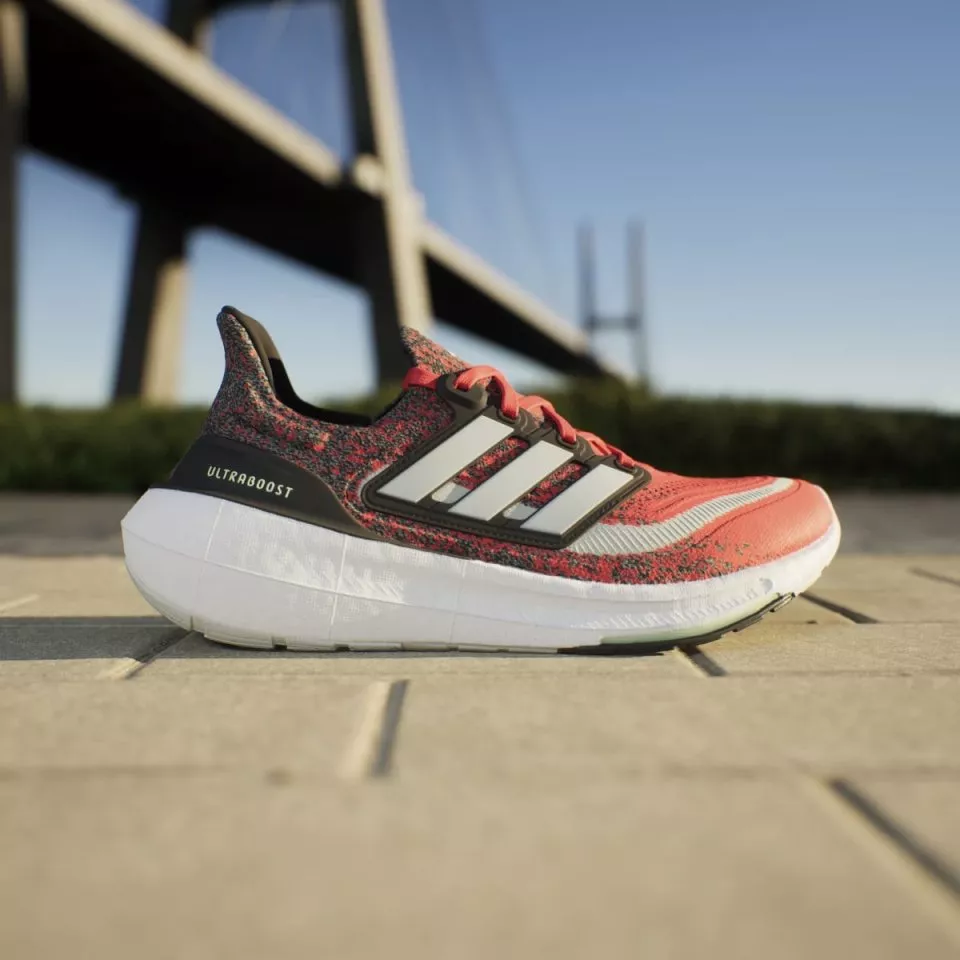 Scarpe da running adidas ULTRABOOST LIGHT